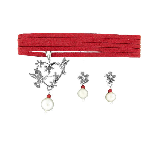 Hummingbirds in Love Game