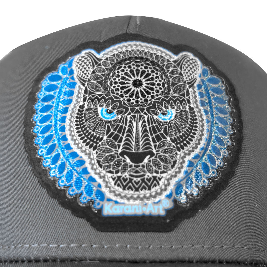 Sicarú Flat Cap with Gray Net | Tradition and Modern Style