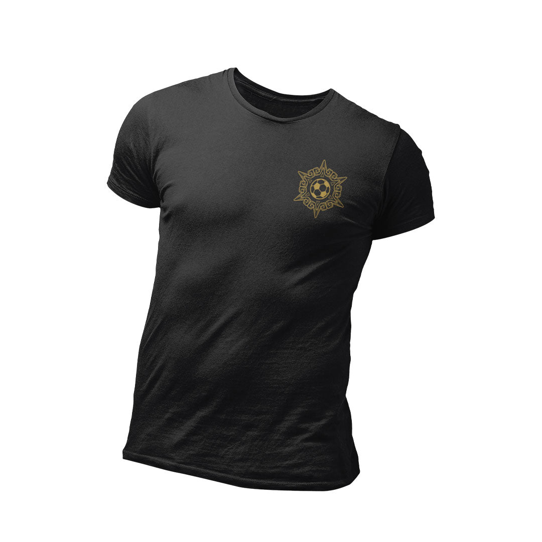 Playera Escudo Azteca | Emblema Guerrero del Fútbol Ancestral