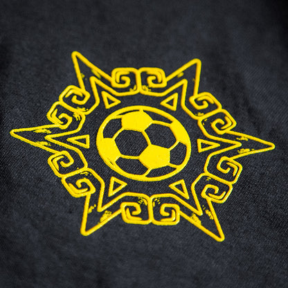 Playera Escudo Azteca | Emblema Guerrero del Fútbol Ancestral