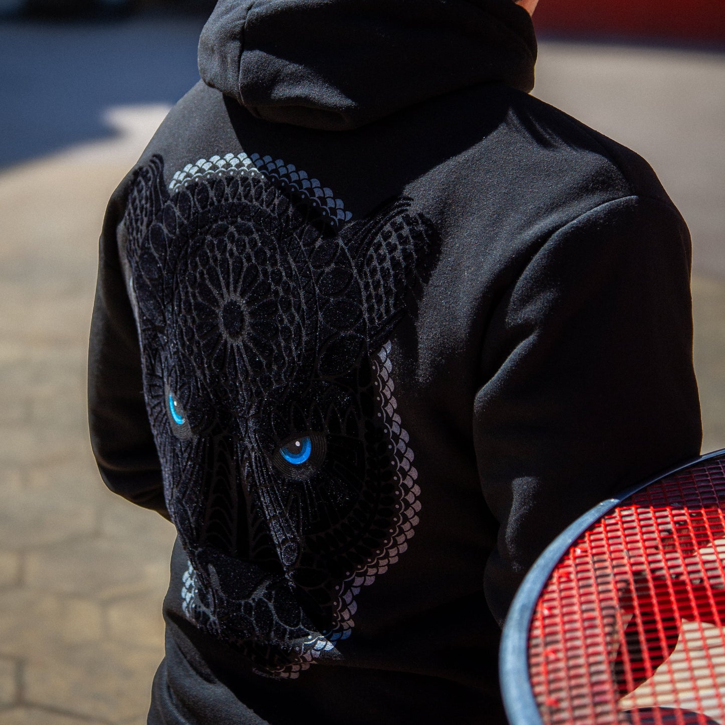 Sicaru – Sudadera Negra | Karani Art