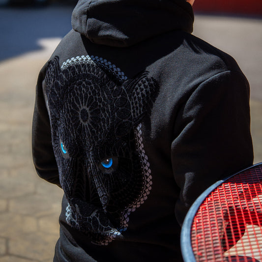 Sicaru – Sudadera Negra | Karani Art